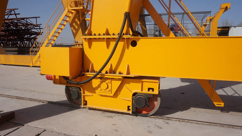FEM Standard Container Gantry Crane