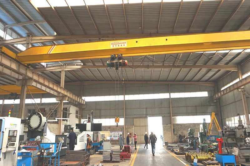 15 Ton overhead crane.jpg