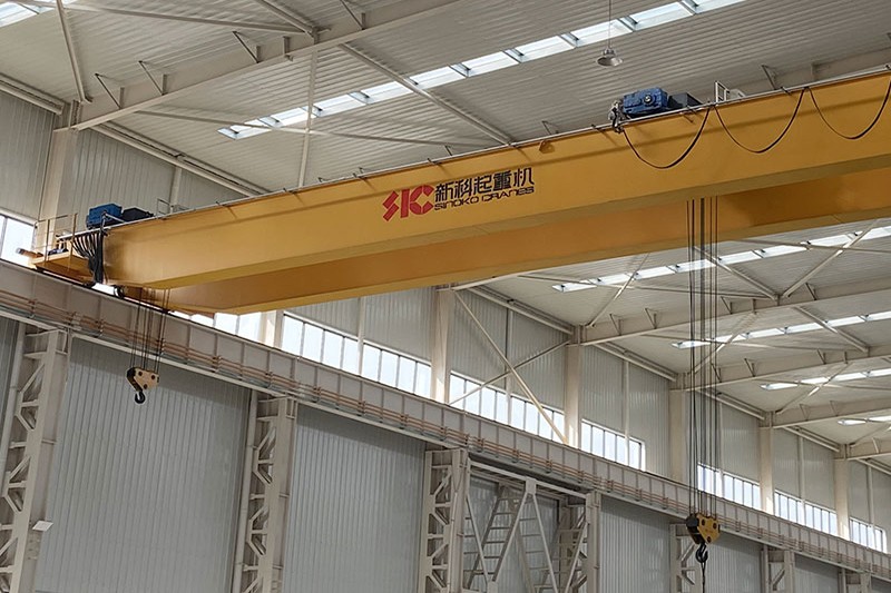 30 Ton overhead crane.jpg