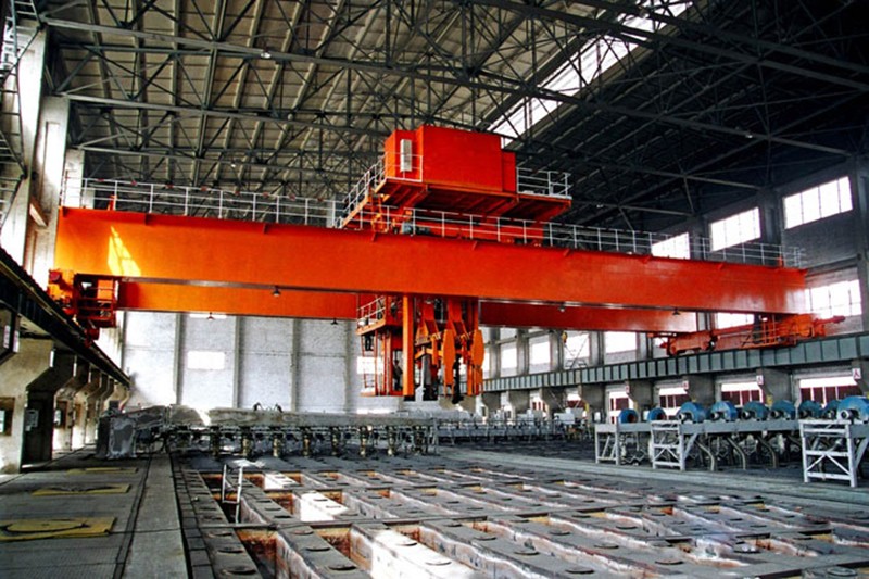 PTM crane.jpg